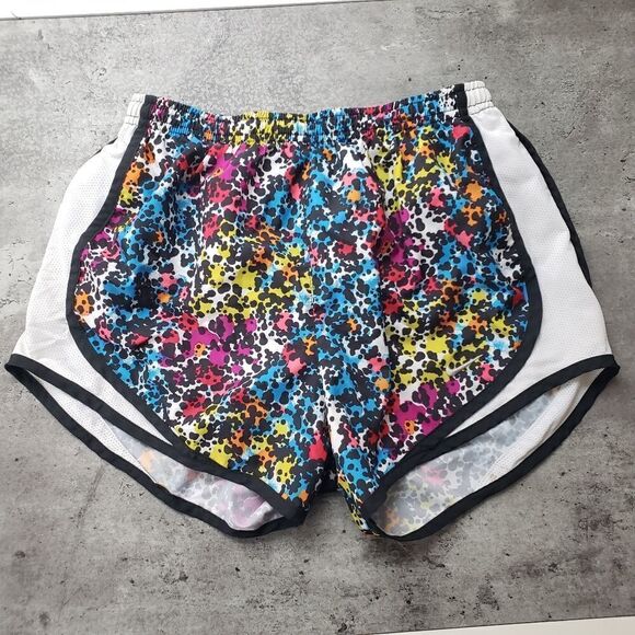 NIKE Dri Fit ANIMAL PRINT MULTI COLORFUL SHORTS SIZE XS - Picture 1 of 4